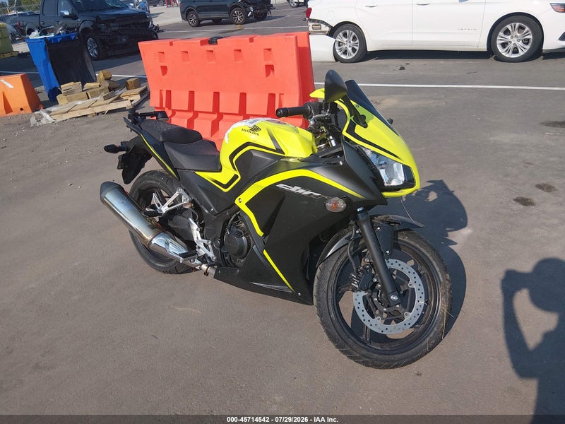 2016 Honda Cbr300 R Yellow vin: MLHNC5109G5200295