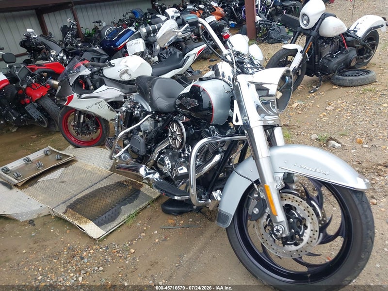 2015 Harley-davidson Flhr Road King Серебряный vin: 1HD1FBM17FB702040