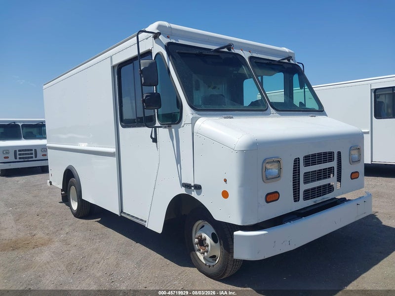 2017 Ford E-350 Stripped   White vin: 1FC3E3KS7HDC66473