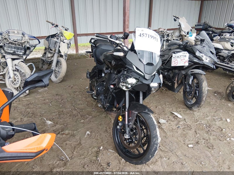 2026 Yamaha Mtt890   Black vin: JYARN99E5TA001019