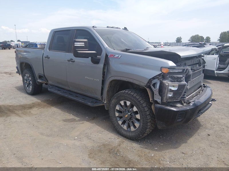 2025 Chevrolet Silverado 2500hd 4wd  Standard Bed Custom Silver vin: 2GC4KMEY4S1118822
