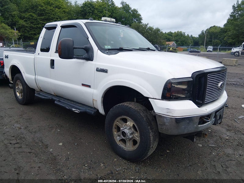 2005 Ford F-350 Lariat/xl/xlt White vin: 1FTWX31P05EA53651