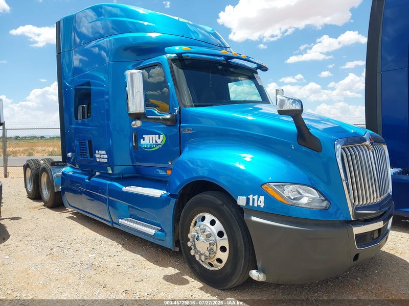 2019 International Lt   Blue vin: 3HSKZAPR5KN391334