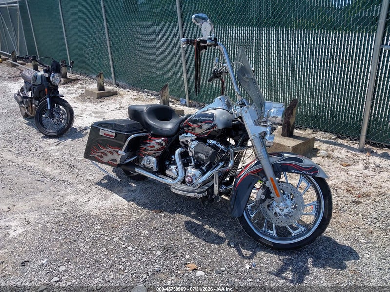 2009 Harley-davidson Flhrc   Серебряный vin: 1HD1FR4149Y639876