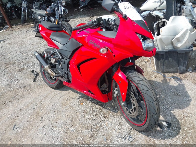 2009 Kawasaki Ex250 J Red vin: JKAEXMJ1X9DA20761