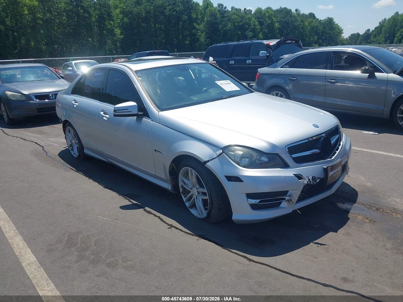 WDDGF4HB6CR208884
