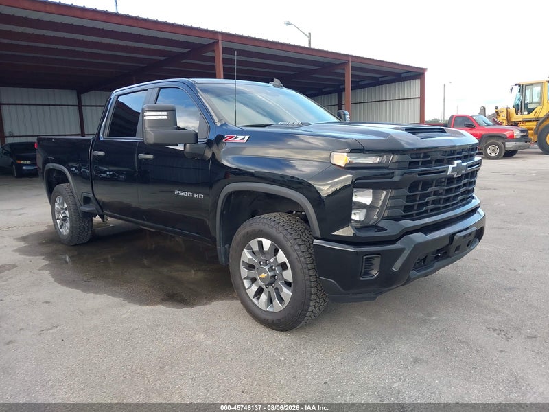 2024 Chevrolet Silverado 2500hd 4wd  Standard Bed Custom Black vin: 1GC4YME70RF468425