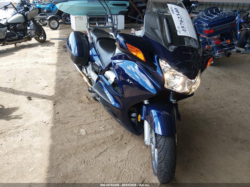 2004 Honda St1300   Blue vin: JH2SC51024M200623