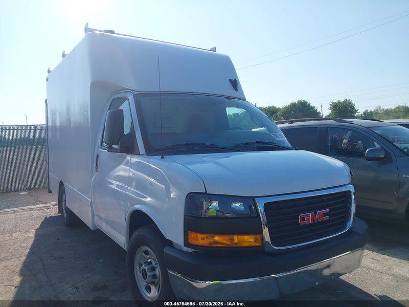 2024 Gmc Savana Cutaway Work Van White vin: 7GZ07RF78RN002361