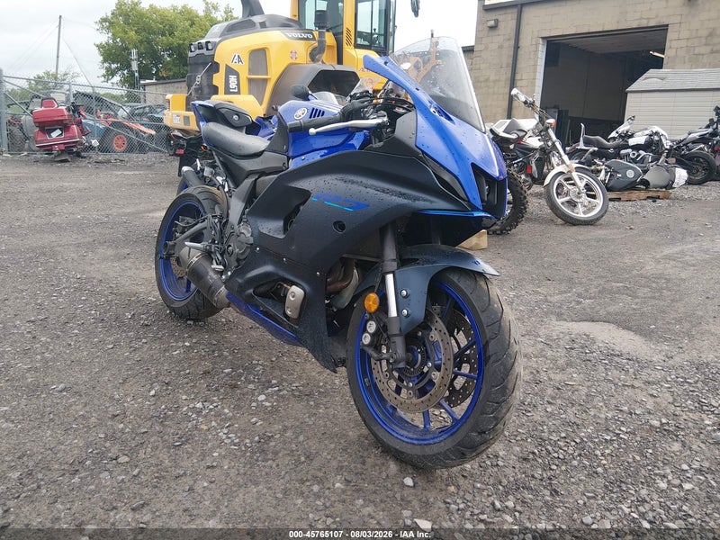 2022 Yamaha Yzfr7   Blue vin: JYARM38E0NA002289