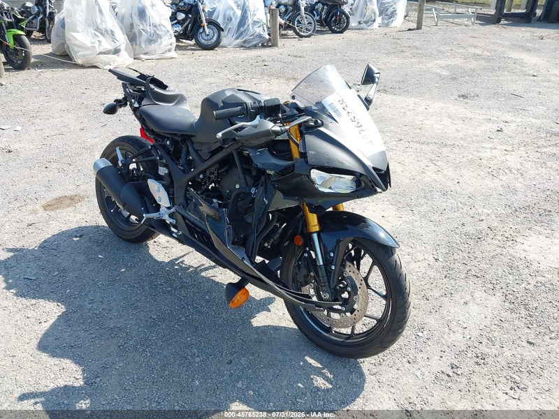 2019 Yamaha Yzfr3 Black vin: MH3RH17Y6KK001731
