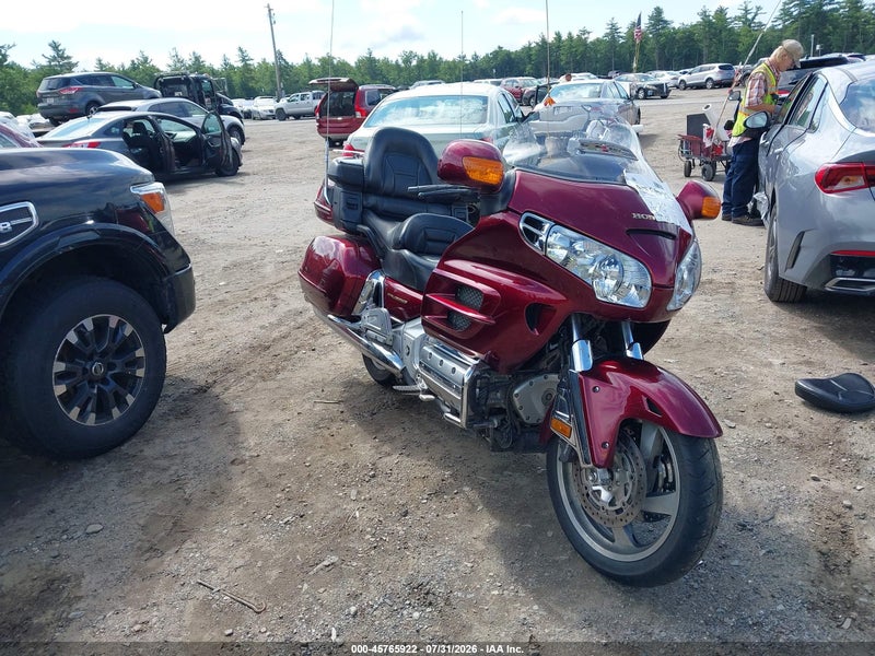 2004 Honda Gl1800   Красный vin: 1HFSC47064A306347