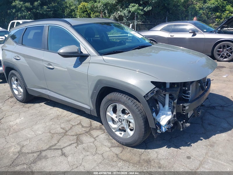 2024 Hyundai Tucson Sel Gray vin: 5NMJB3DE7RH386080