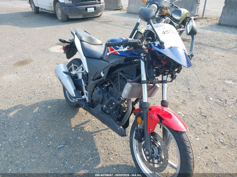 2012 Honda Cbr250 R Blue vin: MLHMC4108C5205679