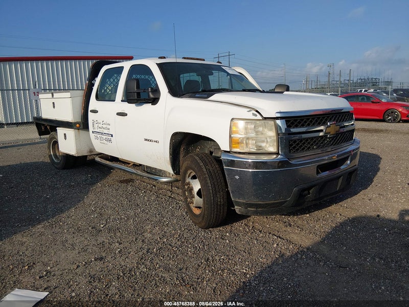 2011 Chevrolet Silverado 3500hd Chassis Work Truck White vin: 1GB4CZCL2BF160551
