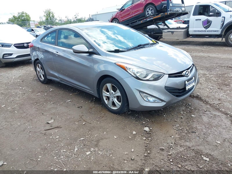 2013 Hyundai Elantra Gs vin: KMHDH6AE8DU009255