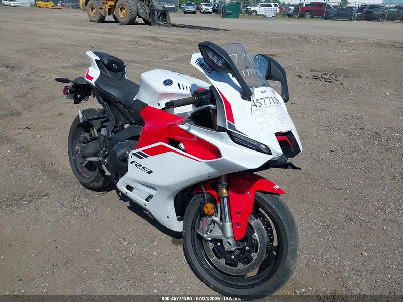 2025 Yamaha Yzf890   Red vin: JYARNA3E9SA001033
