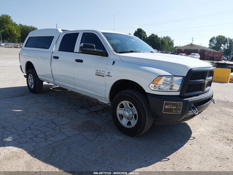 2017 Ram 3500 Tradesman  4x4 8' Box White vin: 3C63R3GL0HG710518