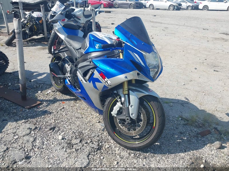 2014 Suzuki Gsx-r600   Blue vin: JS1GN7FAXE2100833