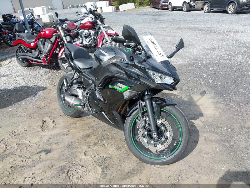 2025 Kawasaki Ex650 R Black vin: ML5EXER12SDAD9770