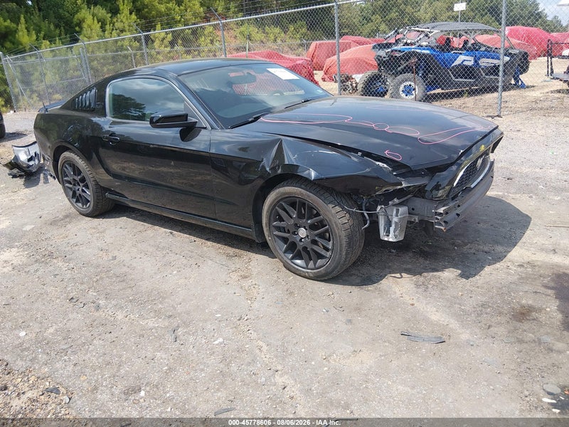 2014 Ford Mustang V6 Черный vin: 1ZVBP8AM7E5288014