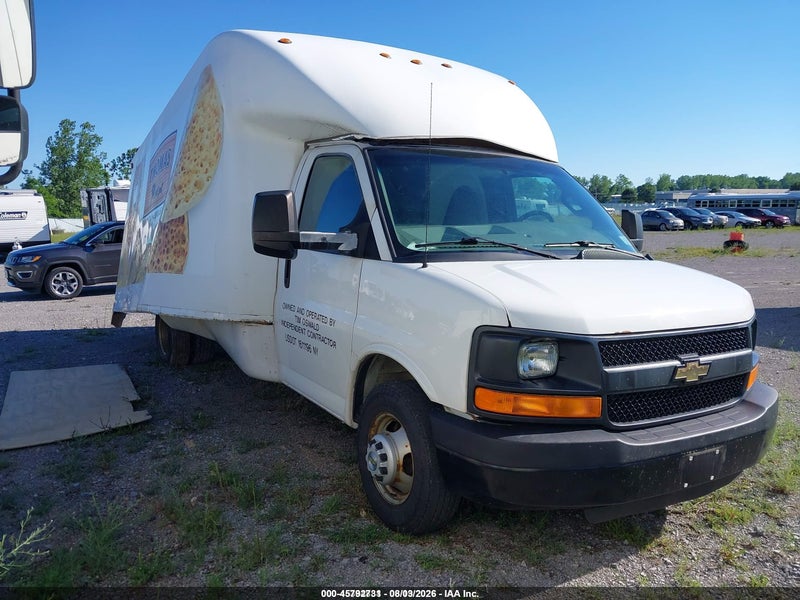 2016 Chevrolet Express Cutaway 3500 White vin: 1GB3GTCG4G1340506