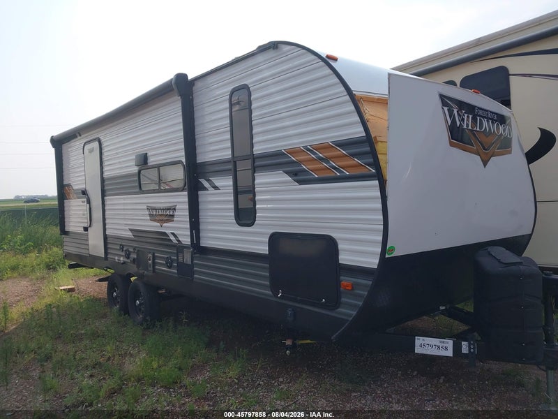 2021 Forest River Wildwood Travel Trailers   White vin: 4X4TWDX23MA273227