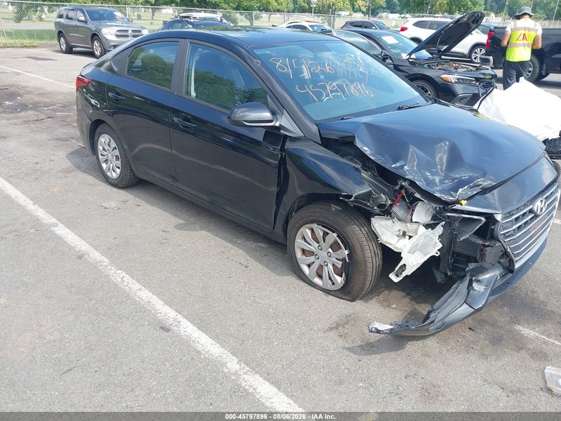 2019 Hyundai Accent Se vin: 3KPC24A39KE073921