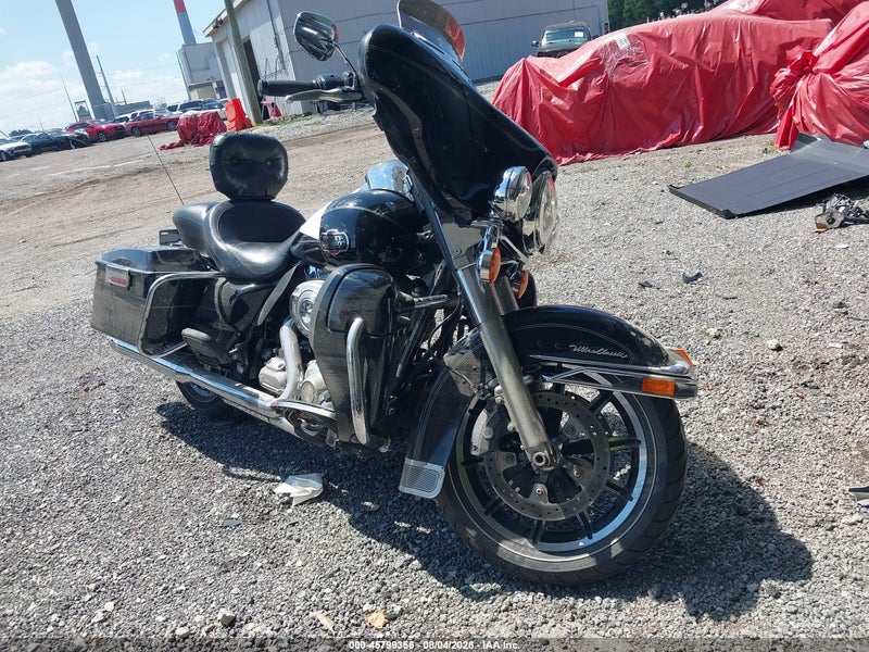2010 Harley-davidson Flhtcu   Black vin: 1HD1FC416AB620203