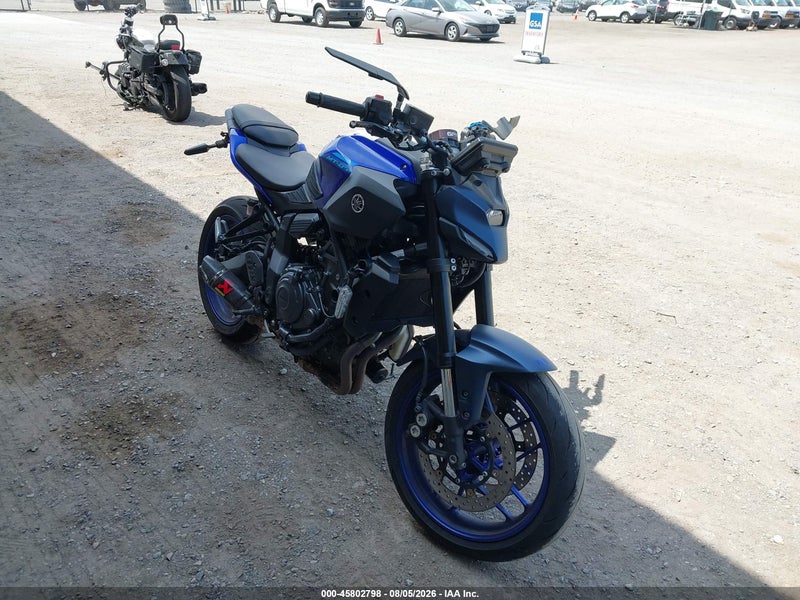 2025 Yamaha Mtn690 C Blue vin: JYARM48Y1SA000837