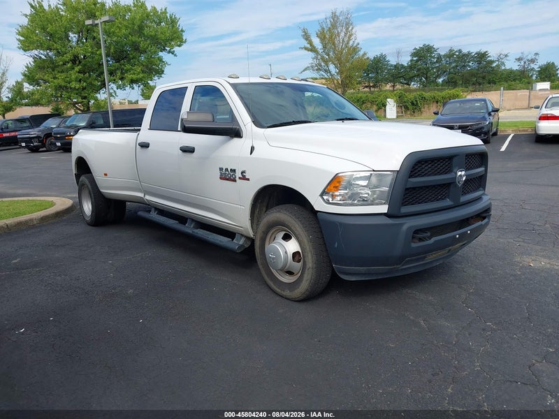 2018 Ram 3500 Tradesman  4x2 8' Box White vin: 3C63RPGL1JG143667