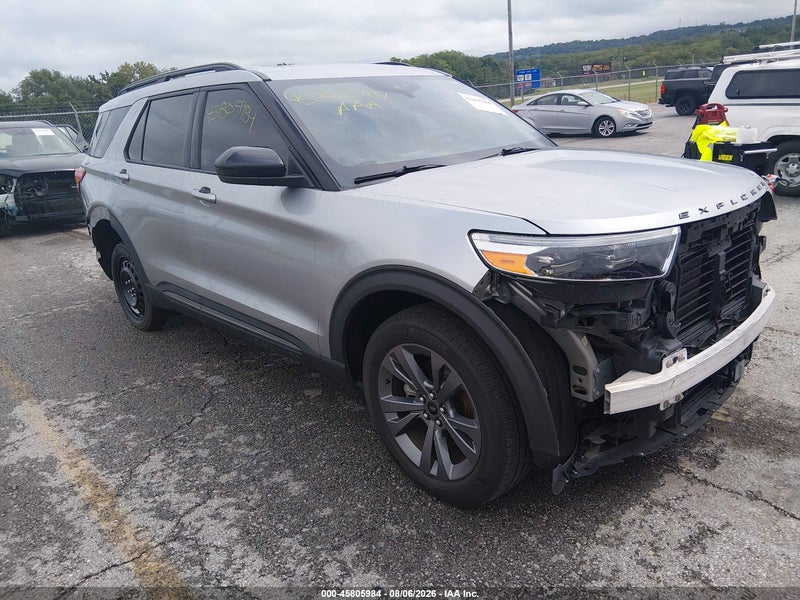 2022 Ford Explorer Xlt Silver vin: 1FMSK8DH4NGA23356