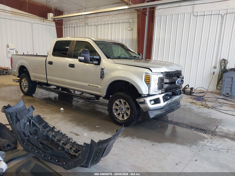 2018 Ford F-350 Xl Серебряный vin: 1FT8W3BT0JEC12489