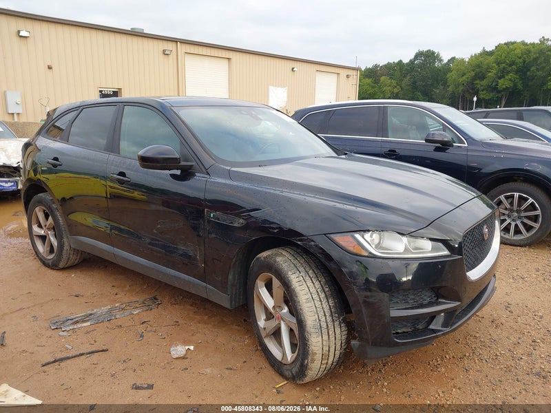 2017 Jaguar F-pace 35t Premium vin: SADCJ2BV6HA489366