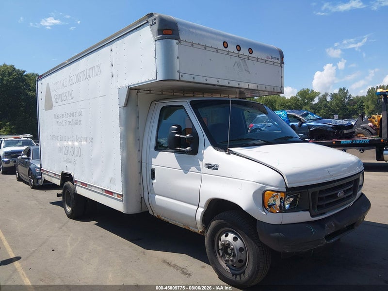2003 Ford E-450 Cutaway Standard White vin: 1FDWE45F63HB28681