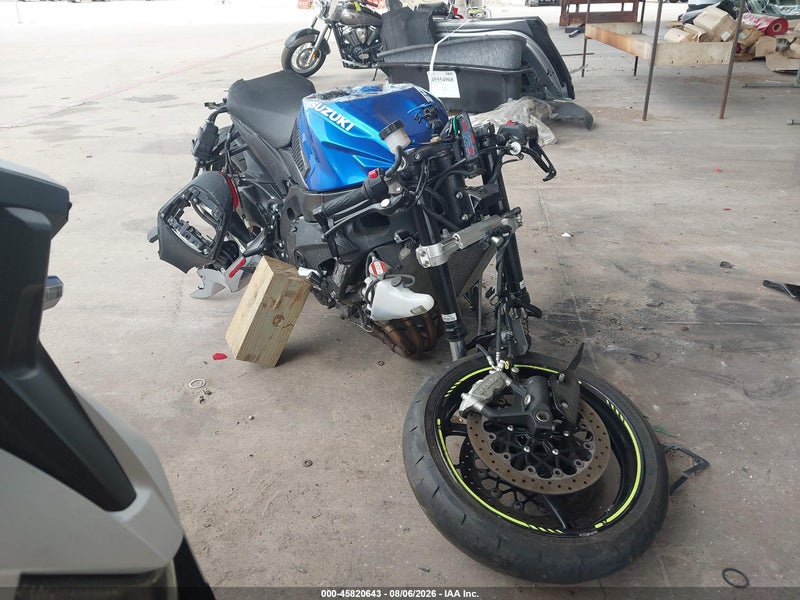 2023 Suzuki Gsx-r600   Blue vin: JS1GN7FA4P7101398