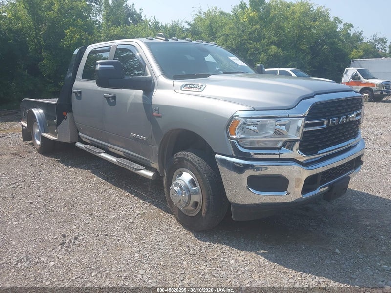 2024 Ram 3500 Chassis Tradesman/slt/laramie/limited Silver vin: 3C7WRTCL7RG139111