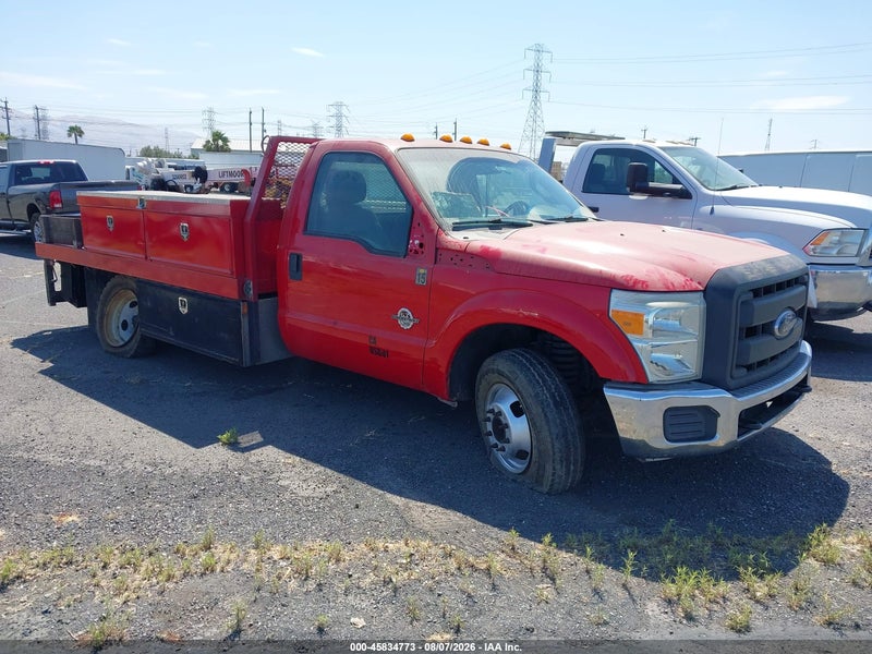 2012 Ford F-350 Chassis Xl Red vin: 1FDRF3GTXCEC71240