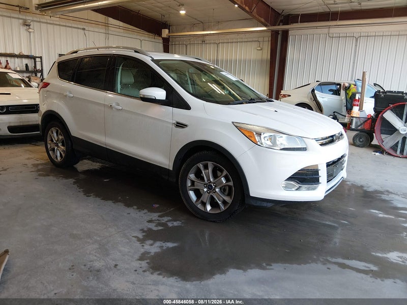 2016 Ford Escape Titanium White vin: 1FMCU9J9XGUC30663