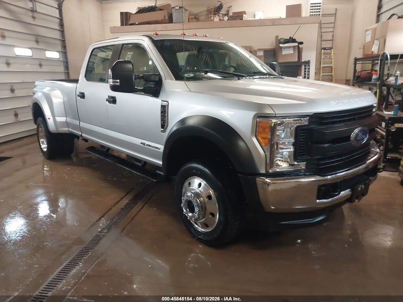 2017 Ford F-450 Xl Серебряный vin: 1FT8W4DT4HED81038