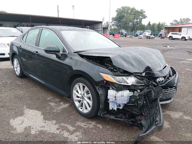 2021 Toyota Camry Le Blue vin: 4T1C11AK7MU450626