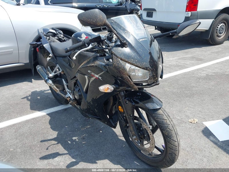 2015 Honda Cbr300 R Black vin: MLHNC5108F5103068