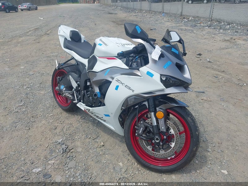 2025 Kawasaki Zx636 K White vin: JKBZXJJ12SA024982