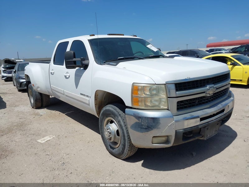 2007 Chevrolet Silverado 3500 Ltz White vin: 1GCJK33677F547080