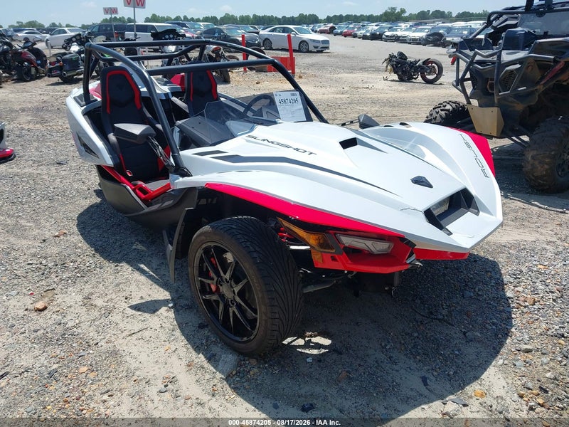 2024 Polaris Slingshot   Gray vin: 57XAALHB5R8162575