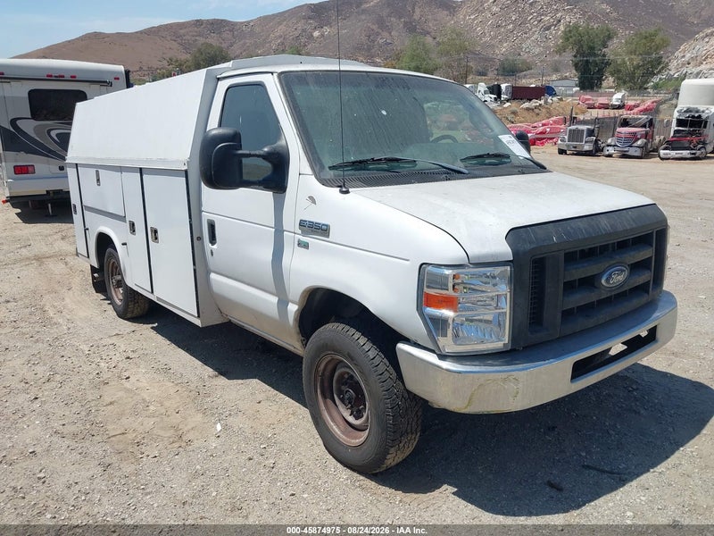 2011 Ford E-350 Cutaway   White vin: 1FDSE3FL7BDA62242