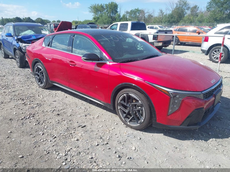 2025 Kia K4 Gt-line Burgundy vin: 3KPFW4DE4SE146613