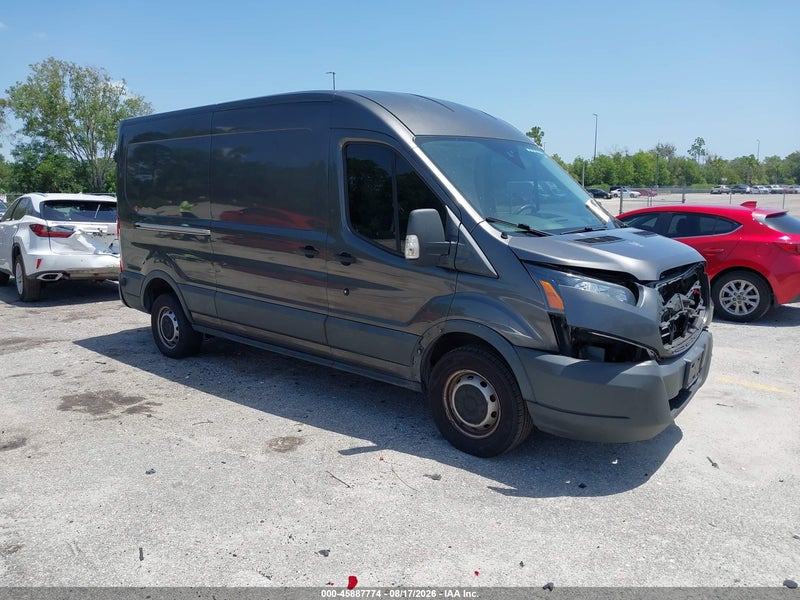 1FTYR2CM1JKB23945