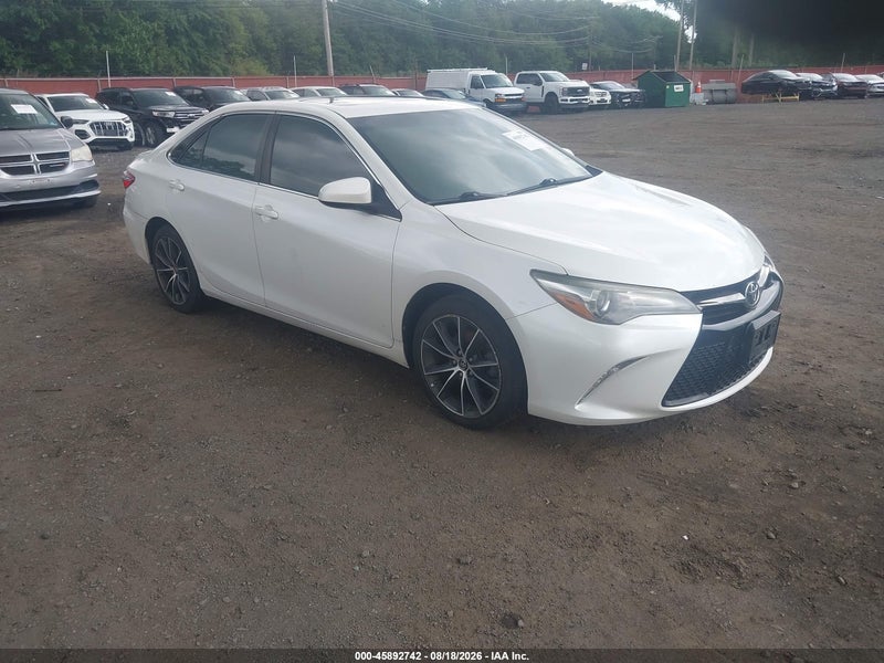 2015 Toyota Camry Xse vin: 4T1BF1FK7FU030745