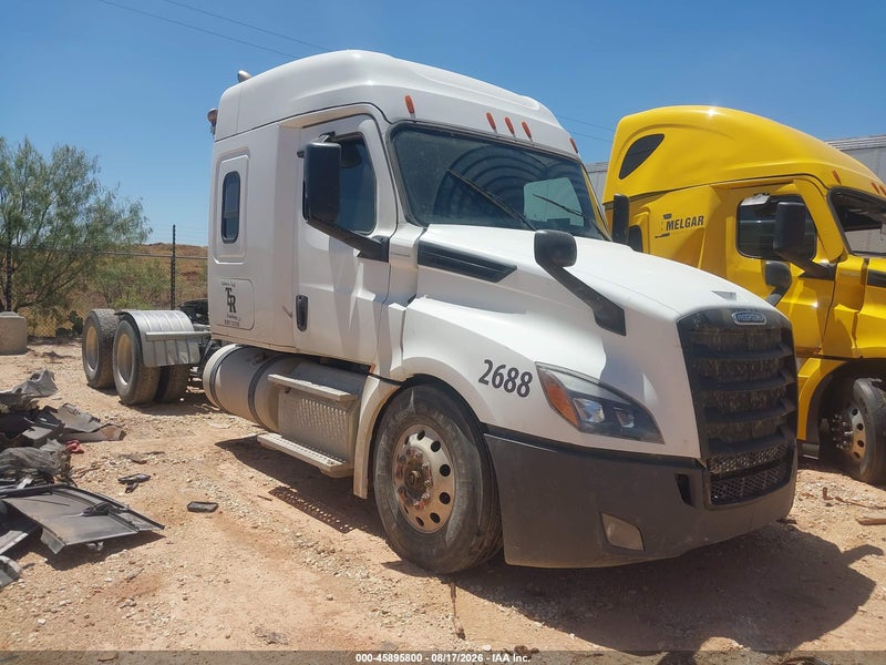2019 Freightliner New Cascadia 126   Белый vin: 1FUJHHDR2KLKJ2641